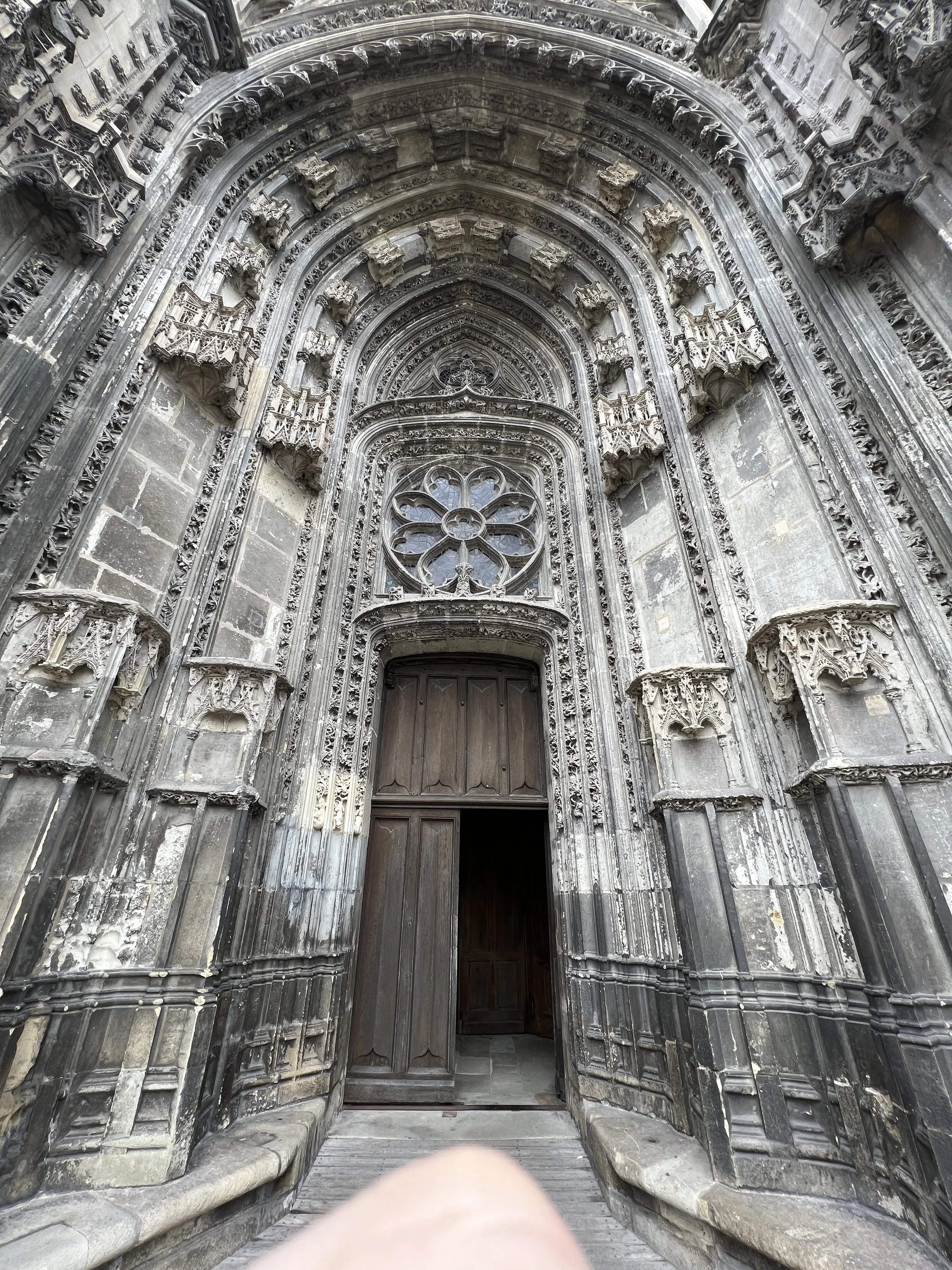 Tours Cathedral: A Historical Jewel in the Heart of France
